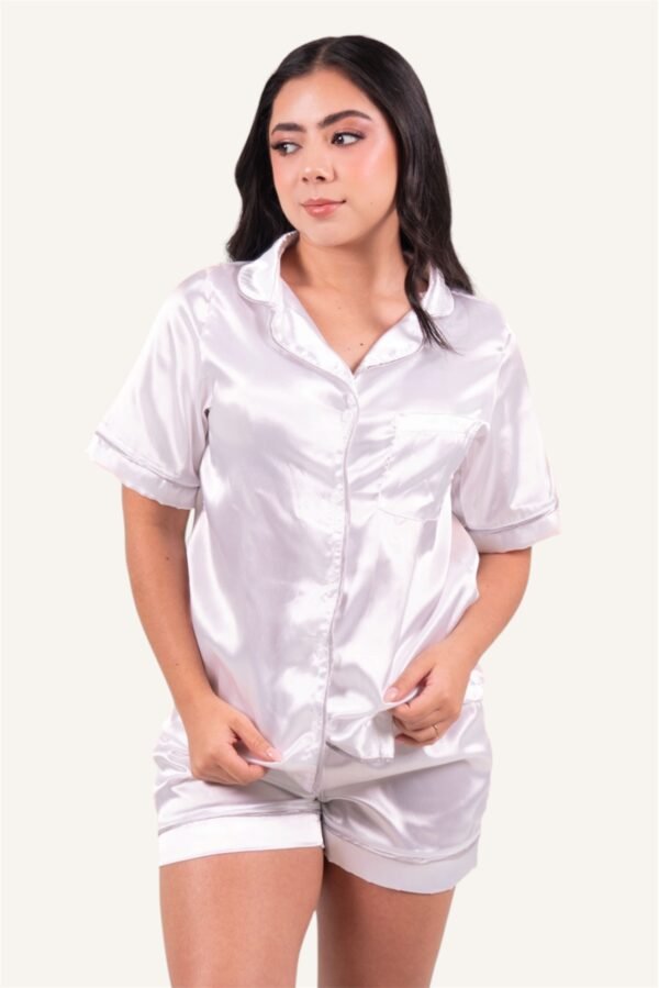 AURA SHORT
